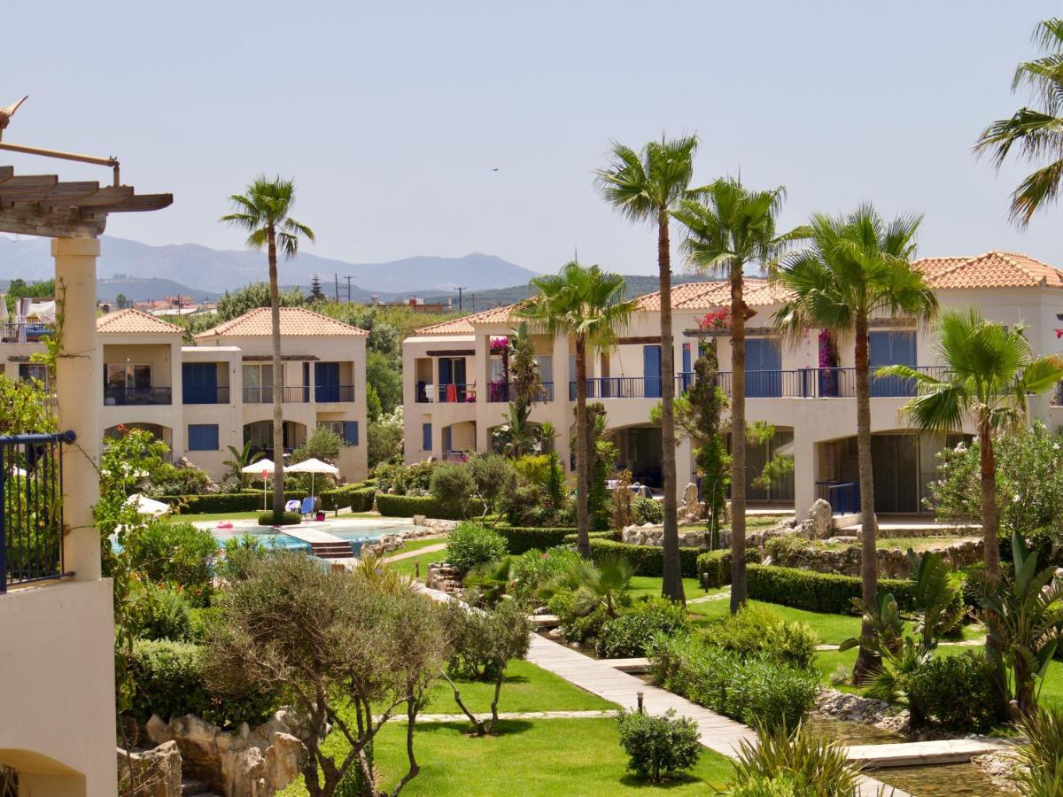 Resitour - Aphrodite Beachfront Pirgos Psilonerou 部屋 写真