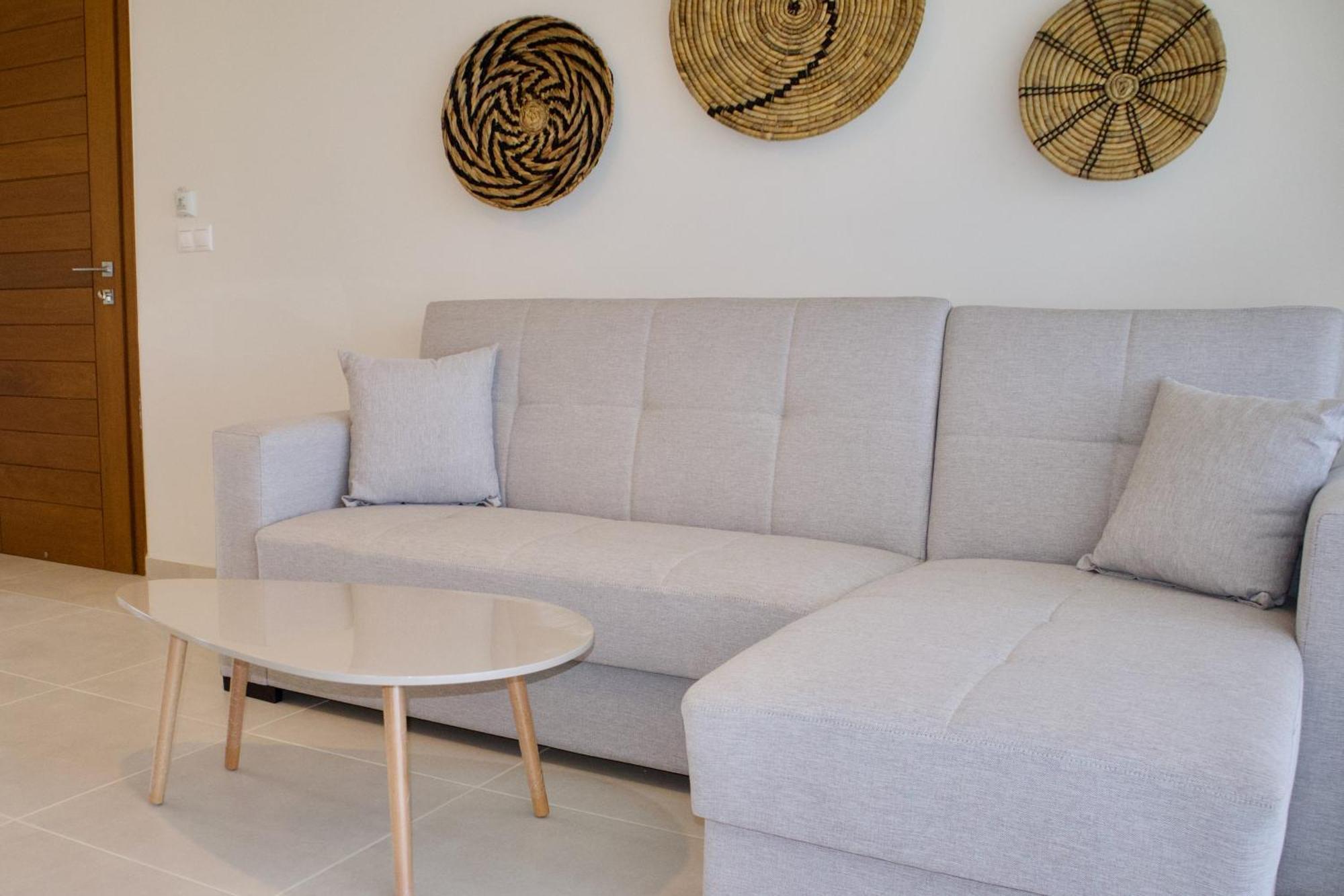 Resitour - Aphrodite Beachfront Pirgos Psilonerou 部屋 写真