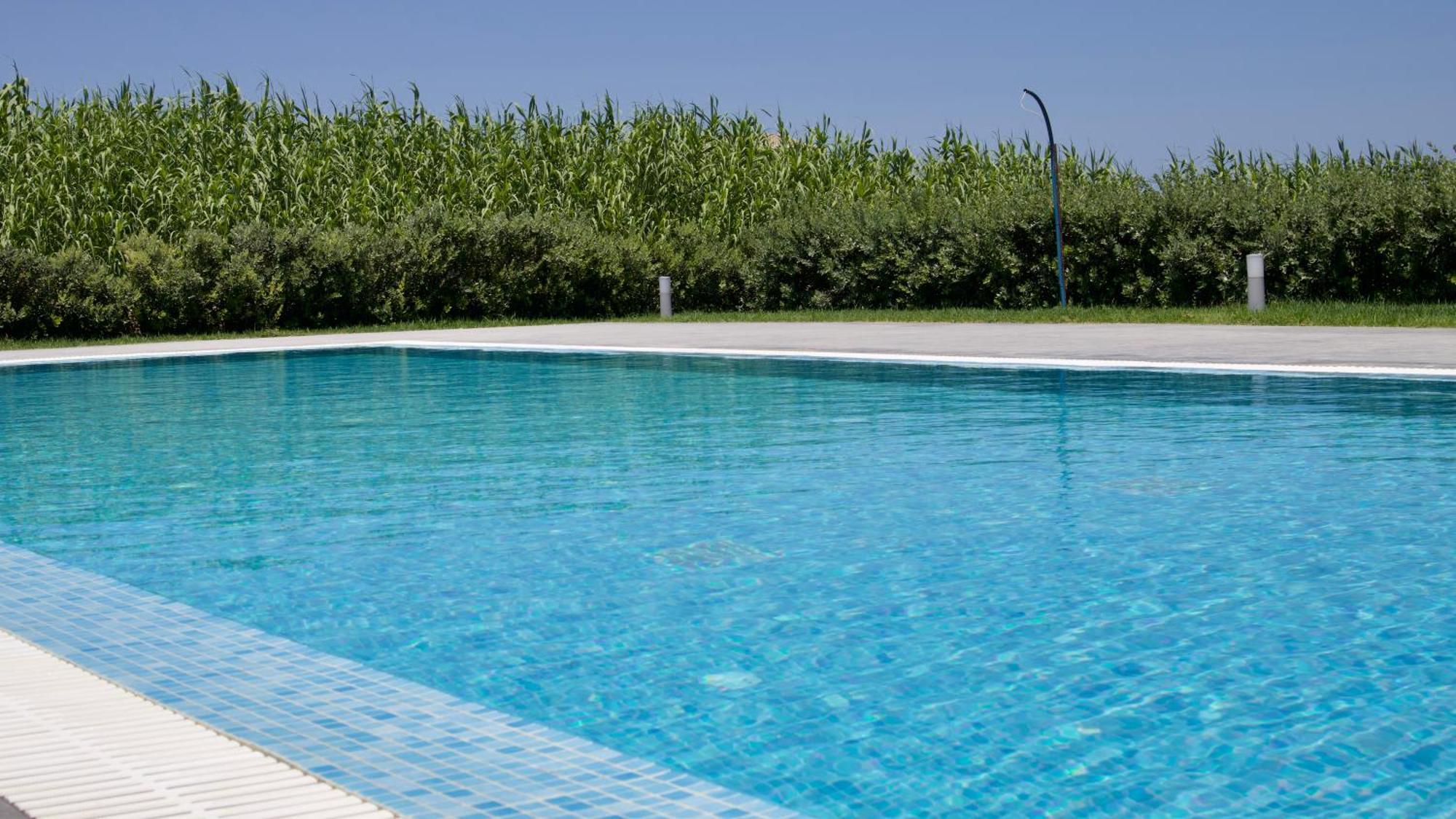 Resitour - Aphrodite Beachfront Pirgos Psilonerou 部屋 写真